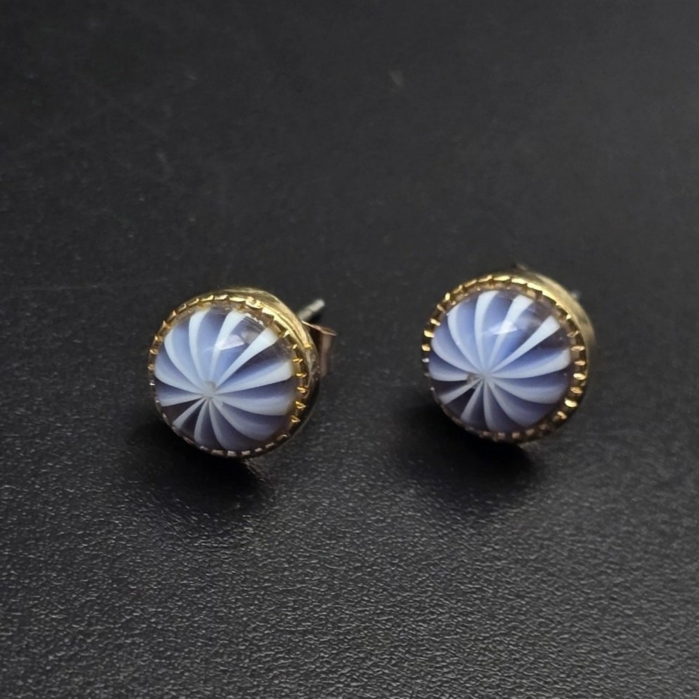 Avon 1986 Venetian Pastel Stud Earrings Blue Gold Tone Swirl Vintage Jewelry